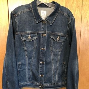 Dress Barn women’s denim jacket. Size 1X